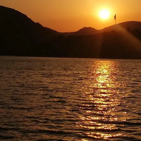 Gasthof Bozburun & Restaurant Muğla